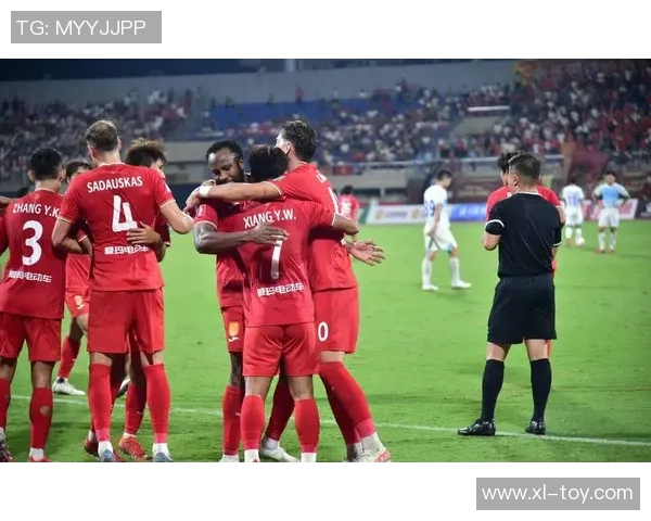 重庆乒乓球队战术引发热议球迷与专家的观点碰撞与争论